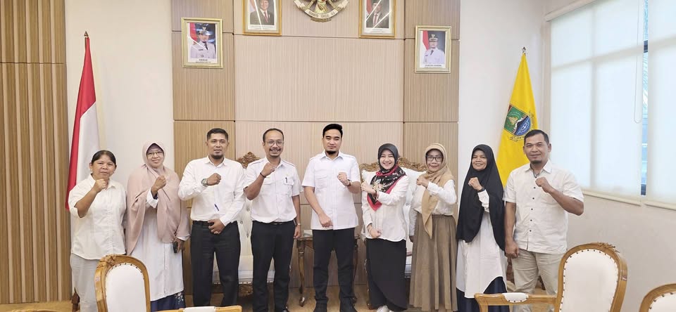 Walikota Cilegon Robinsar PIWKU Inkubator Bisnis